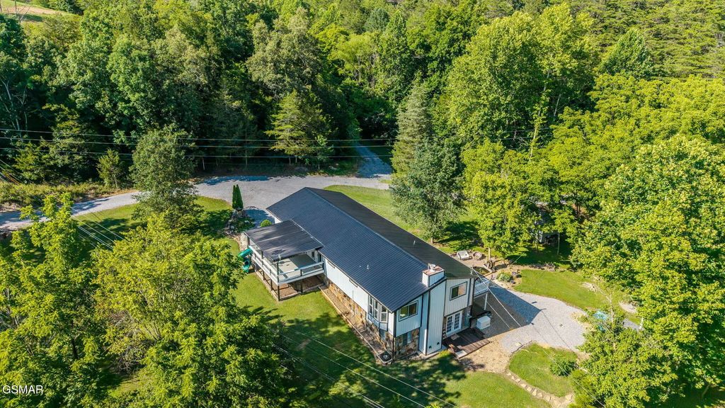 3158 Nevils Way, Sevierville