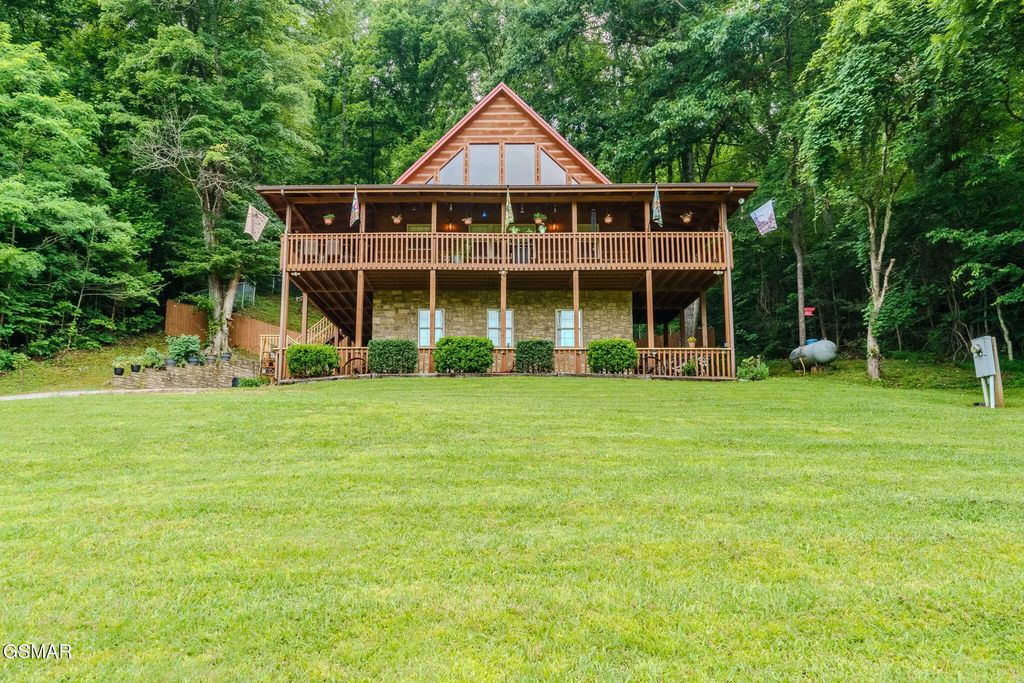 2605 Schisandra Lane, Cosby