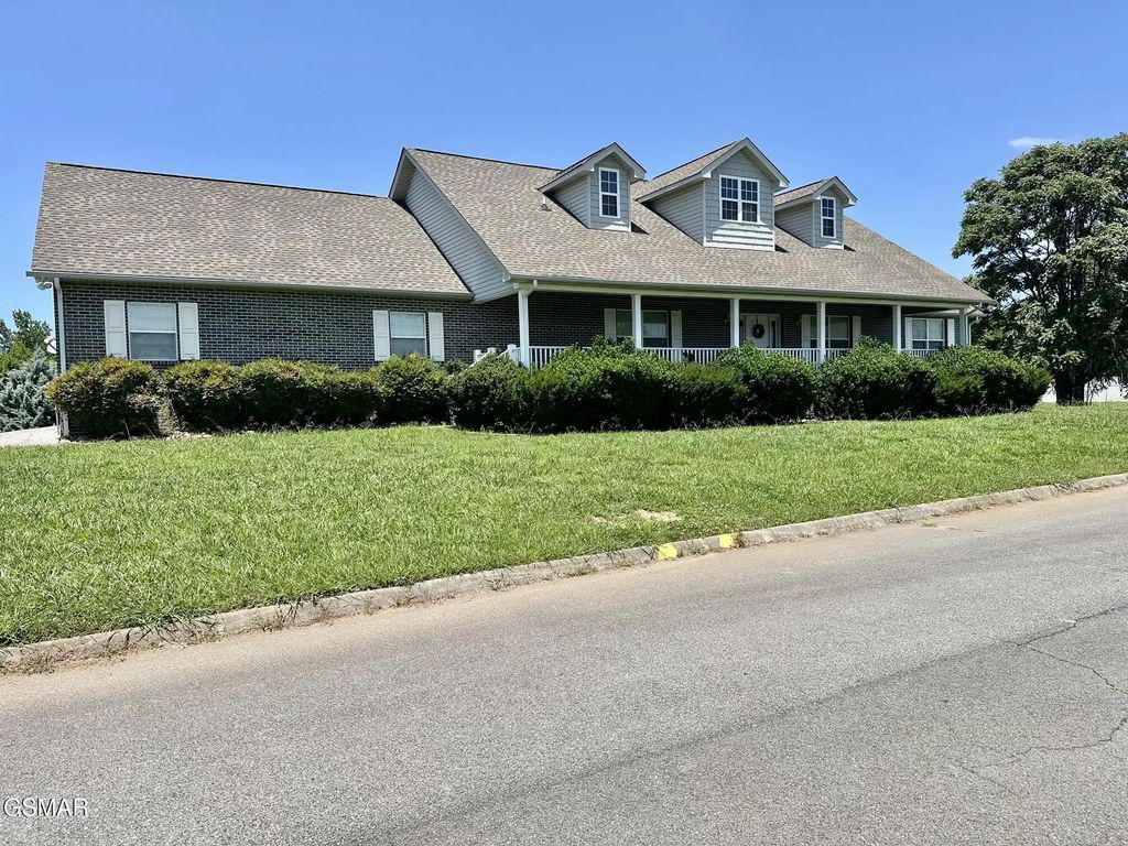 1220 Whaleys Overlook, Kodak