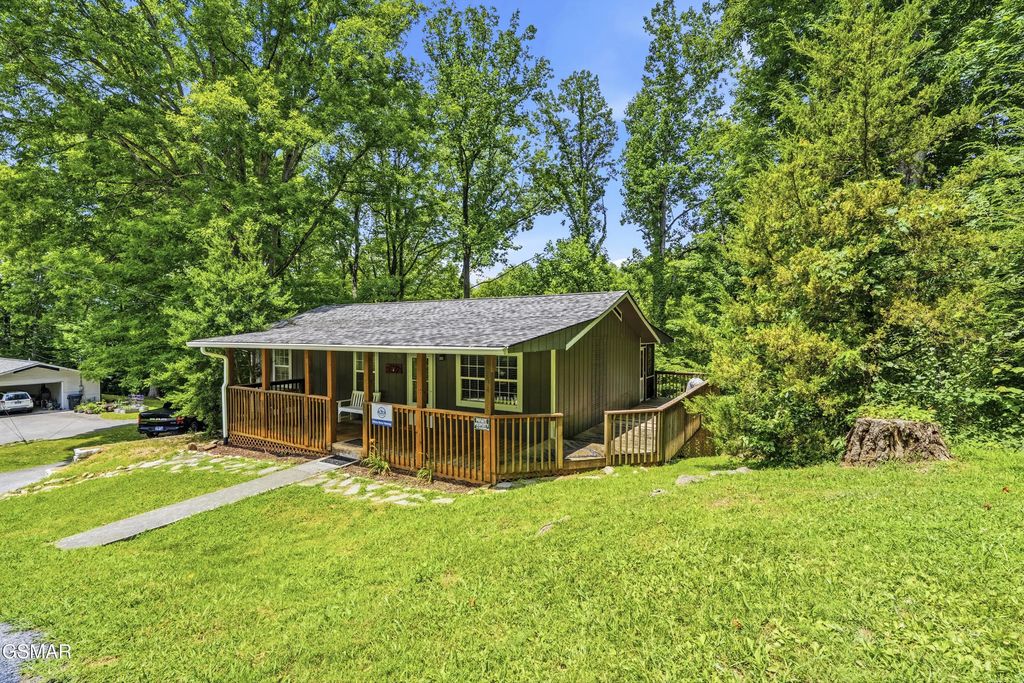 2106 Hickory Manor Road, Sevierville