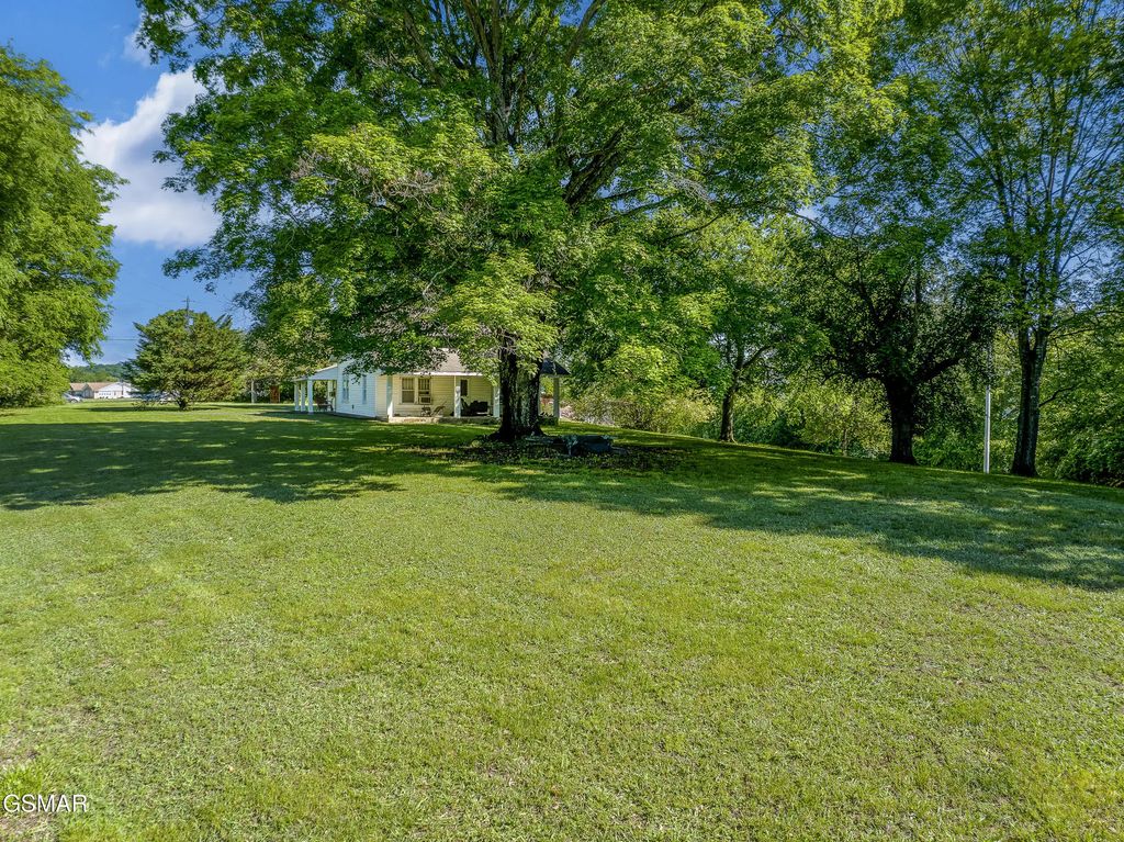 Part 3744 Leadvale Road, White Pine