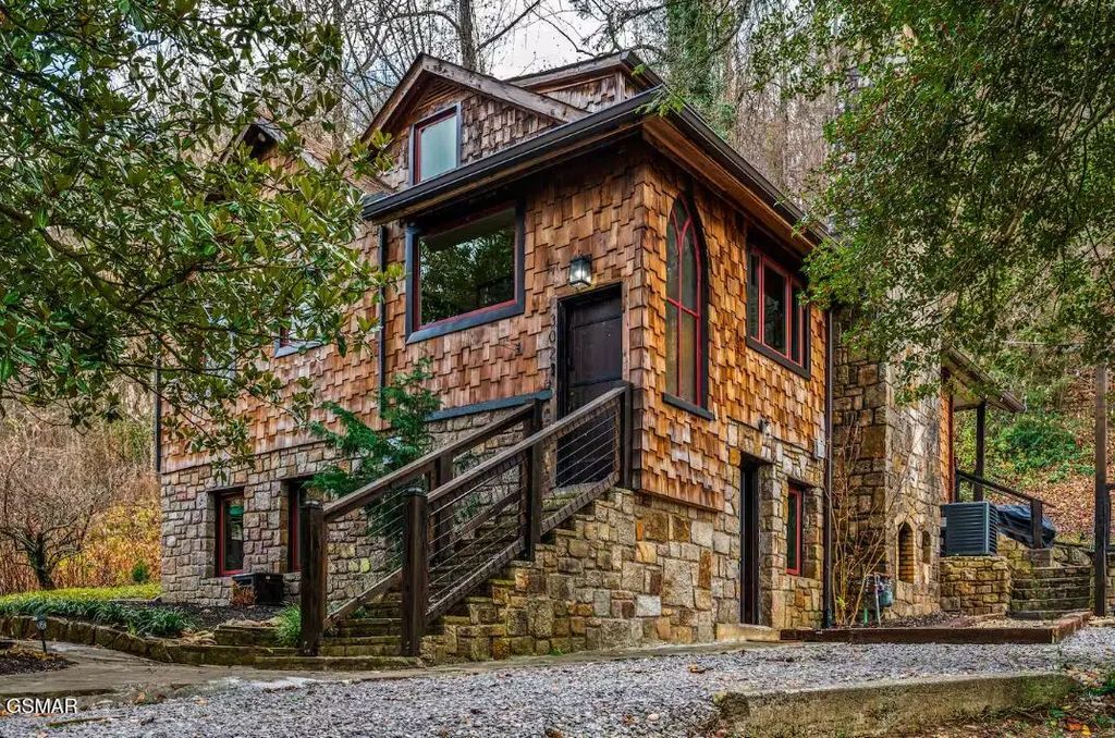 302 Newman Road, Gatlinburg