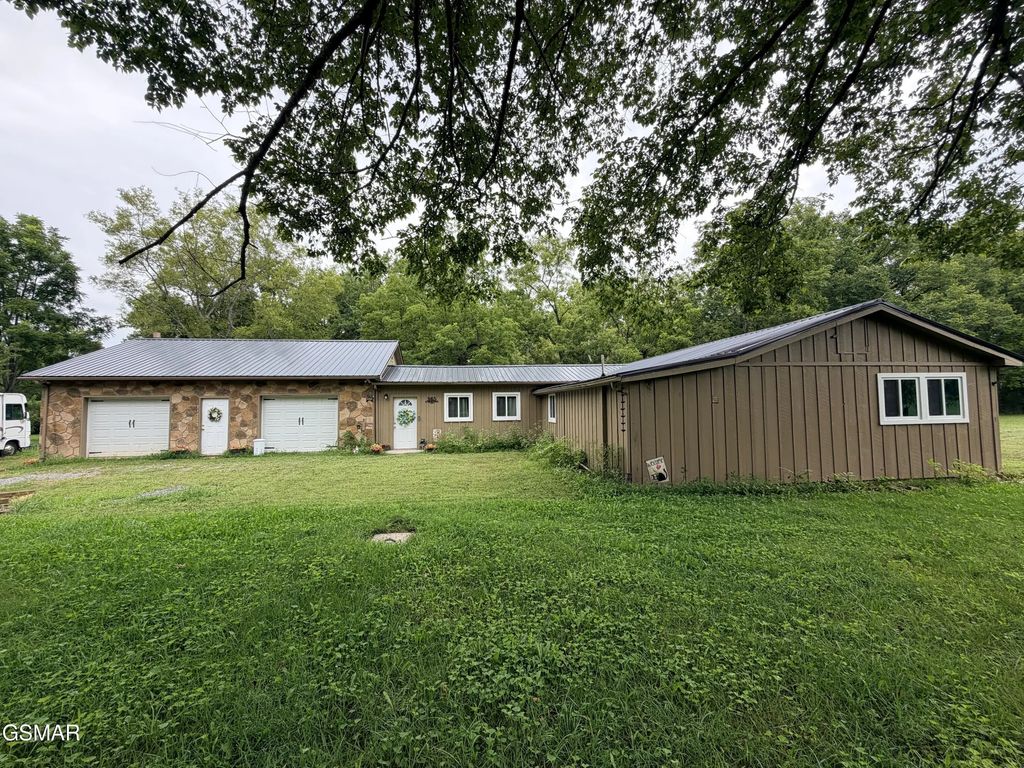 675 Catnip Road, Del Rio