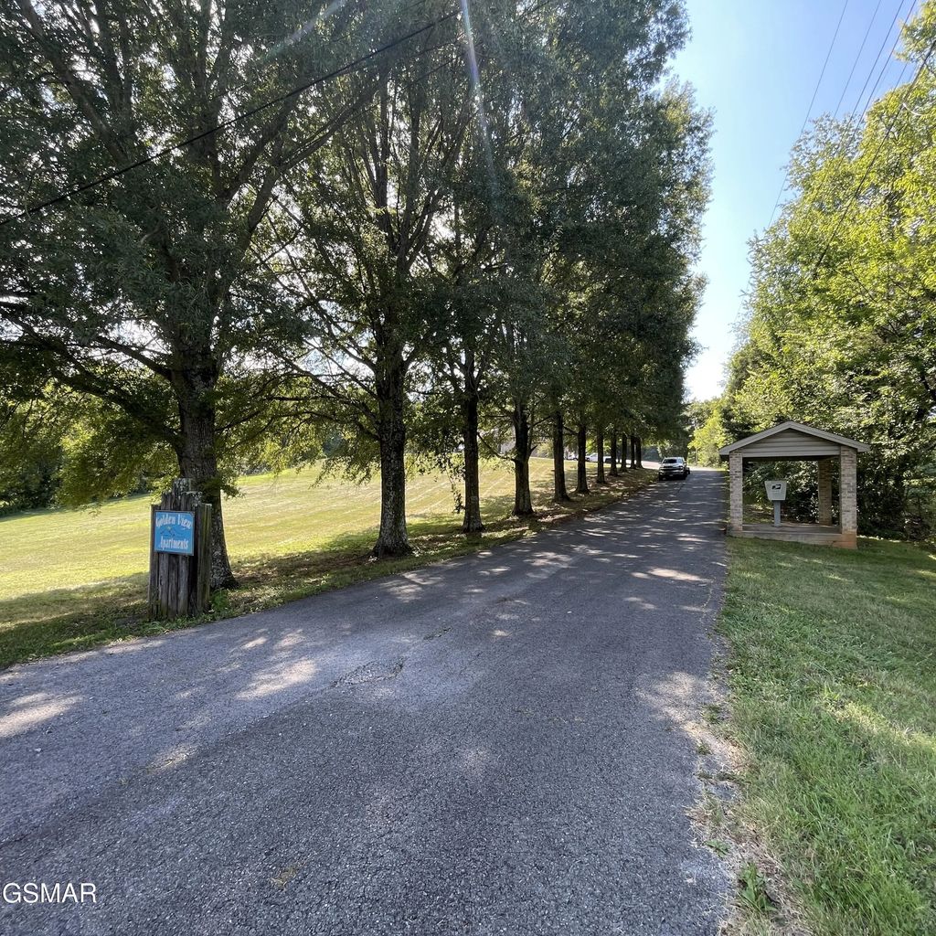 2709 Roberts Road, Kodak