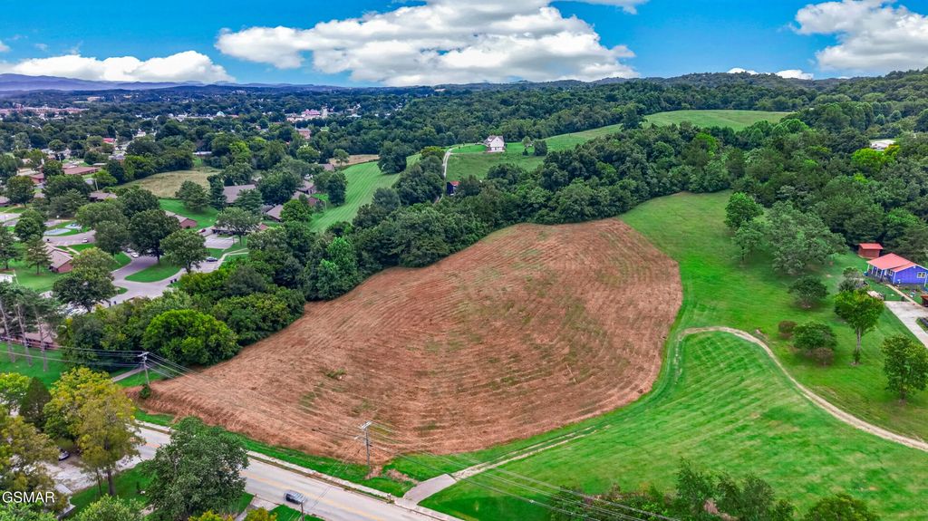 1441 Sulphur Springs Road, Morristown