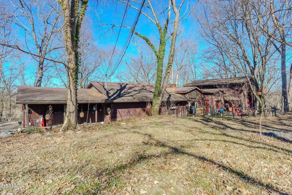 4206 Bristol Highway, Johnson City