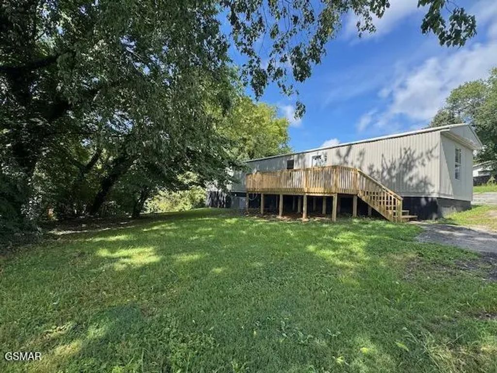 840 Kerr Street, Dandridge