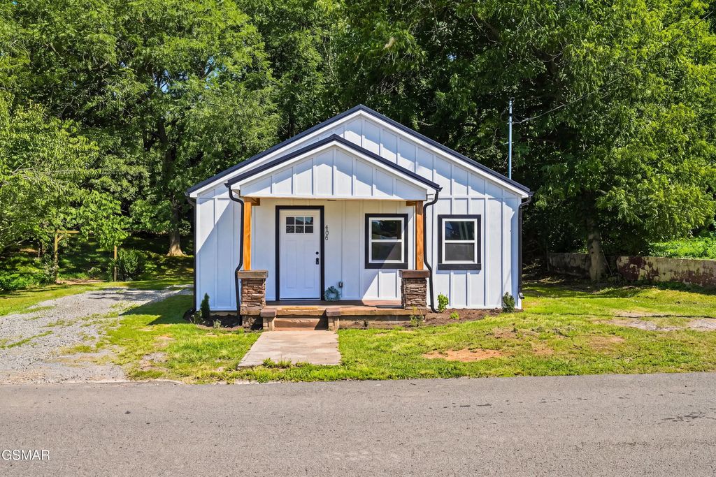 408 Prospect Avenue, Newport
