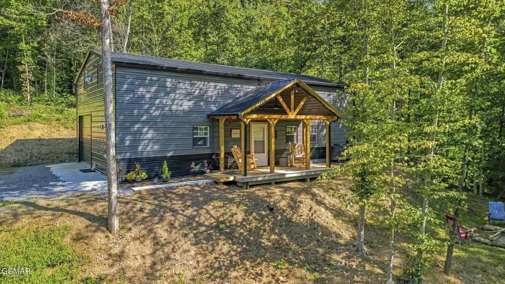 2453 Lower Rinehart Road, Dandridge