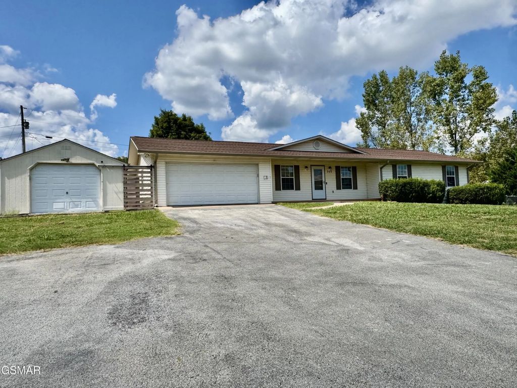 355 Cate Byrd Road, Kodak