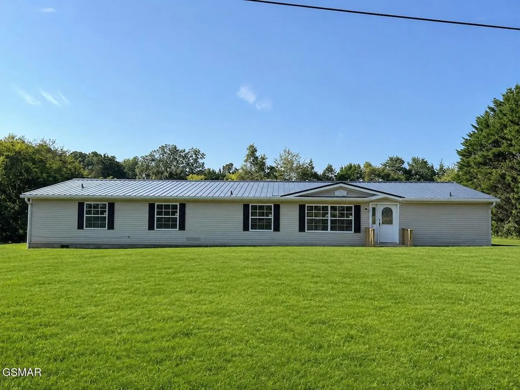 10326 Patsy Cline Way, Strawberry Plains