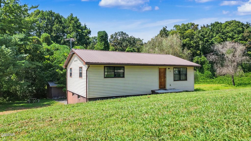 311 Shag Road, Newport