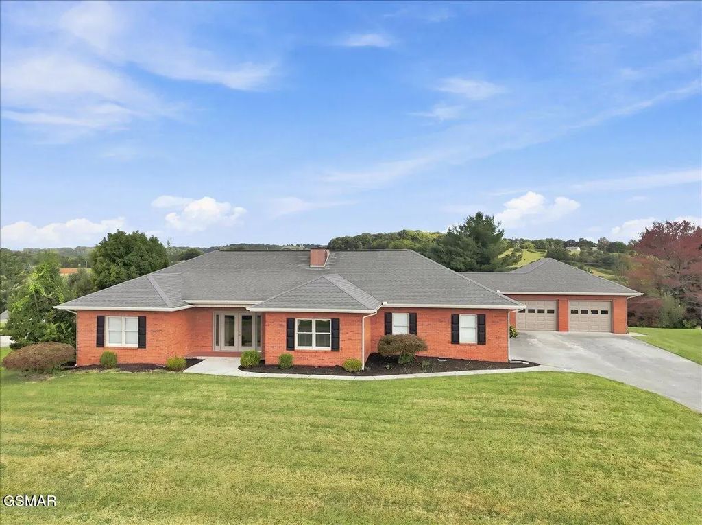 1272 Stonewall Jackson Drive, Dandridge