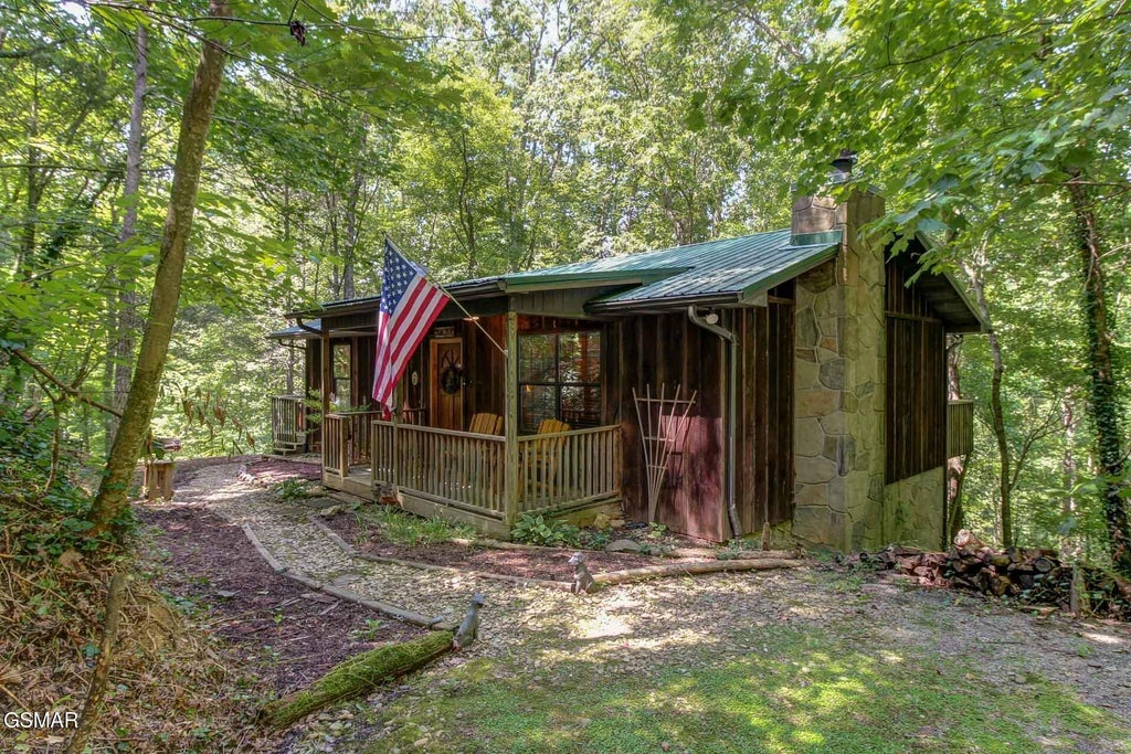 Listing photo for 1941 Anderson Way, Sevierville, TN