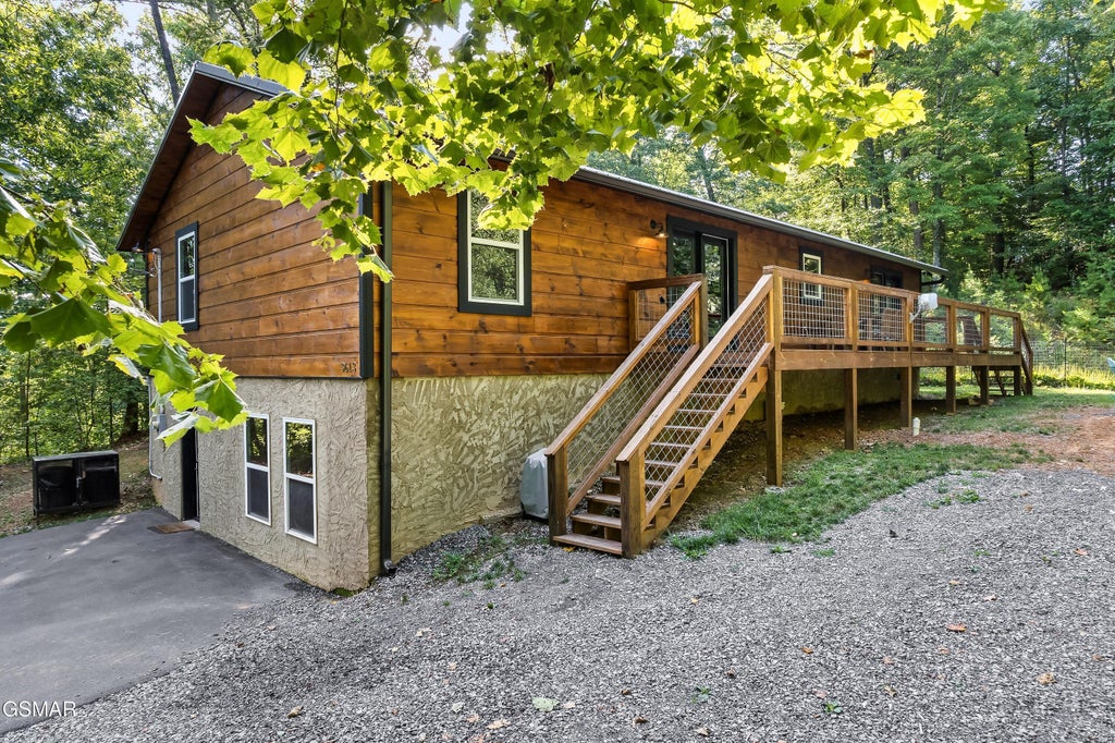 Listing photo for 3613 Old Mountain Road, Sevierville, TN