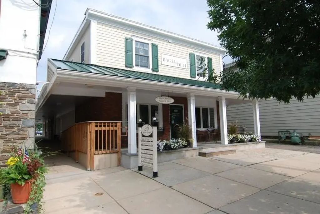 26 Main St, Flemington Boro