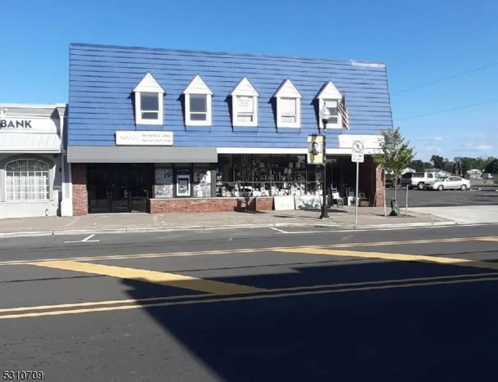 45 S Main St, Manville Boro