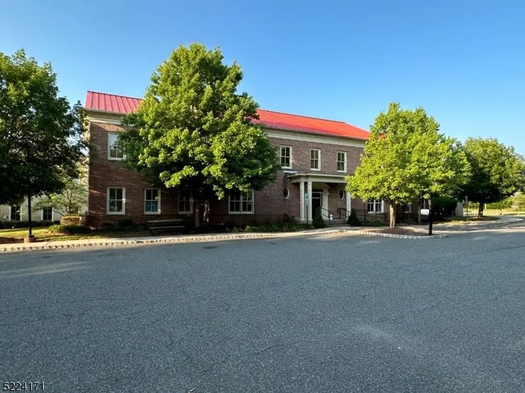 1225 Route 31 Blg B Suite 212, Clinton Twp.