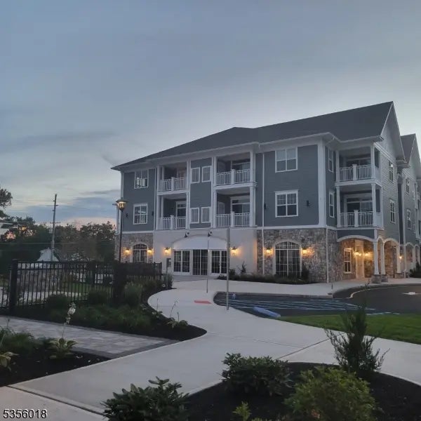 2435 Lamington Rd, Bedminster Twp.