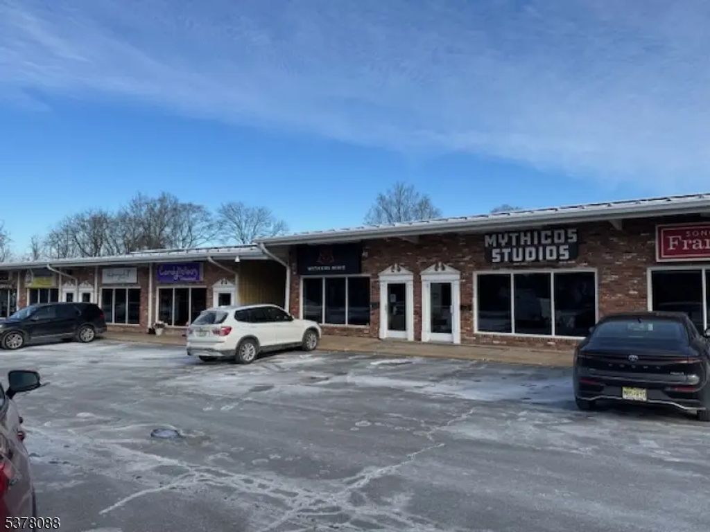 1152 State Route 10, Randolph Twp.
