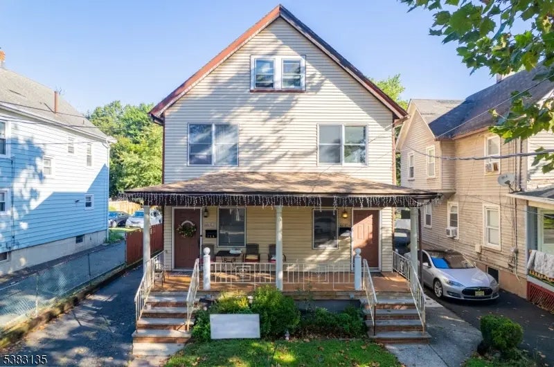 724 South Ave, Westfield Town