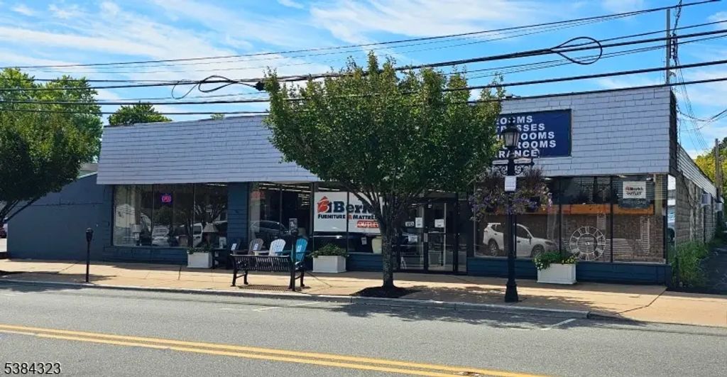 236 Main St, Hackettstown Town