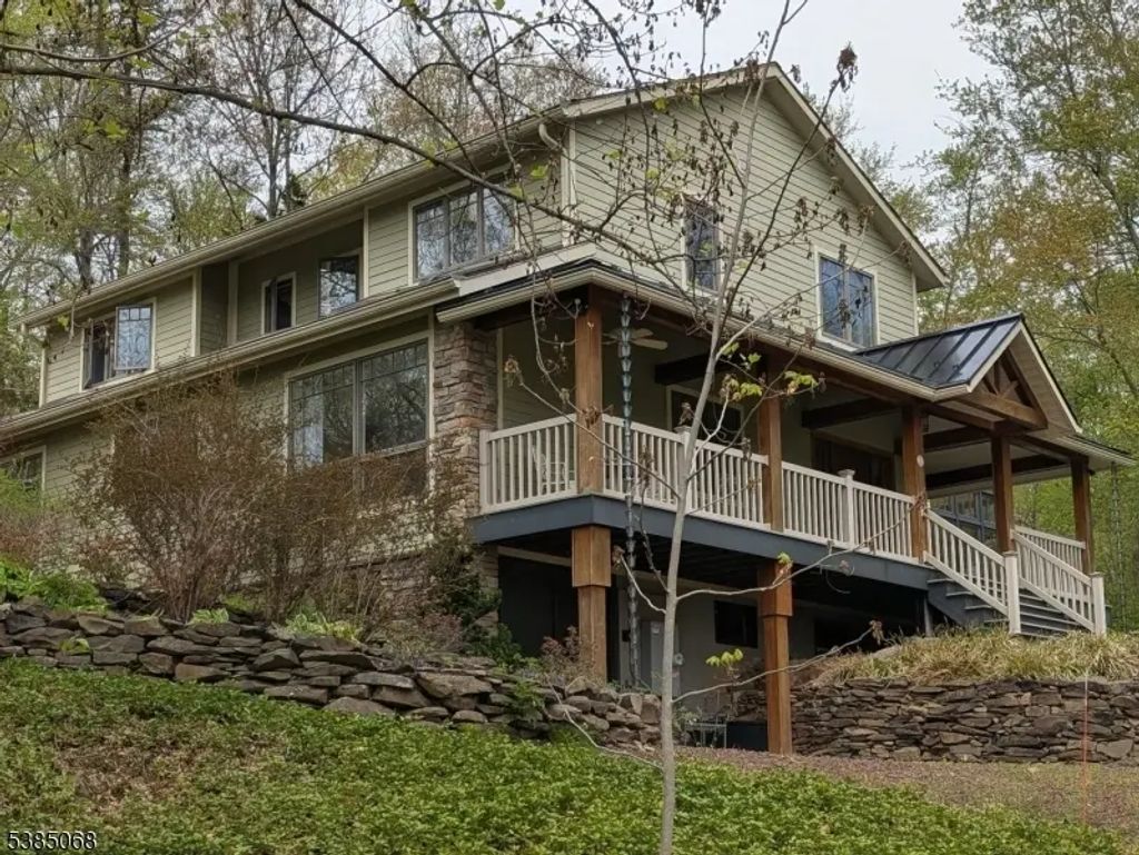 168 Locktown Sergeantsville, Delaware Twp.
