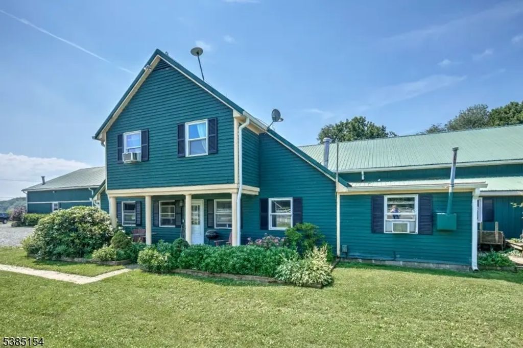 245 Old Turnpike, Tewksbury Twp.