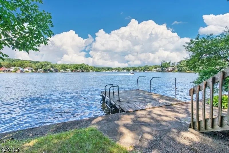 21 East Shore Road, Denville Twp.