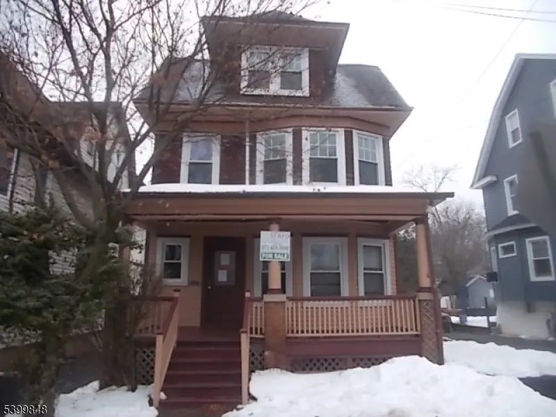 104 Riggs Pl, West Orange Twp.