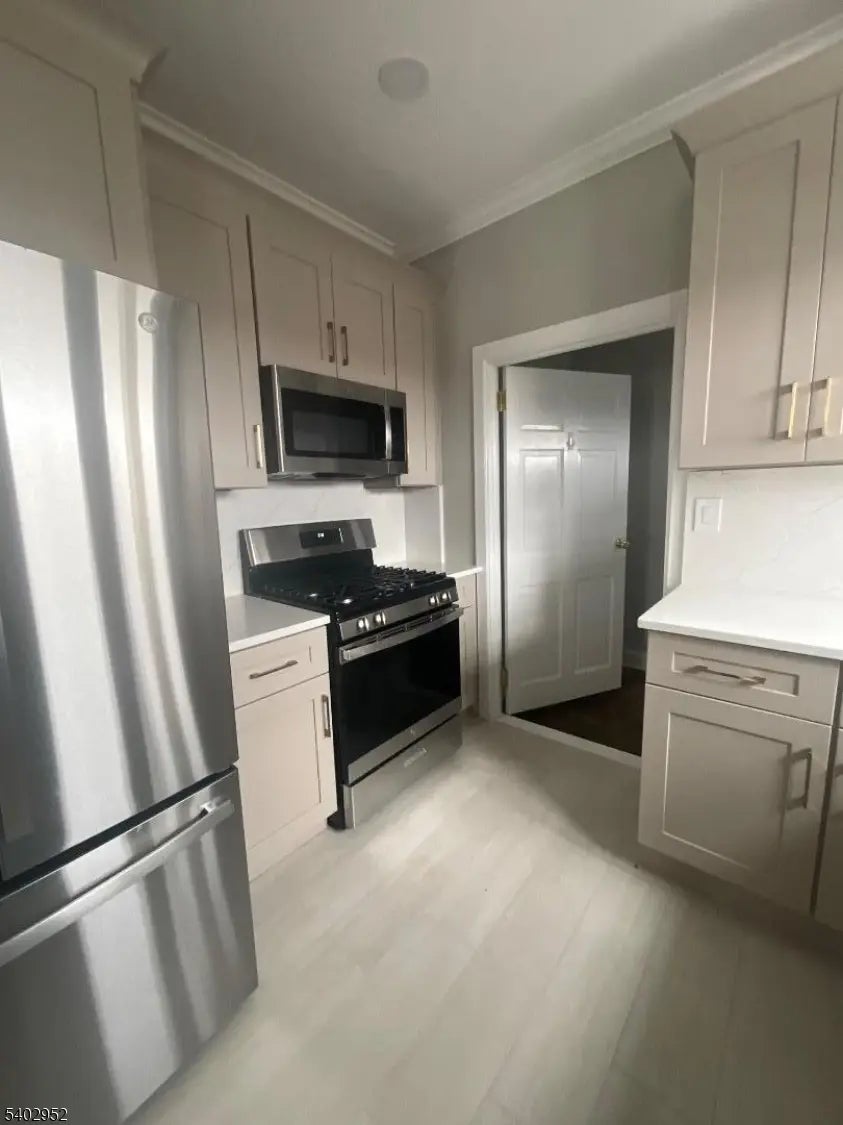 141 Linden St, Bridgewater Twp.