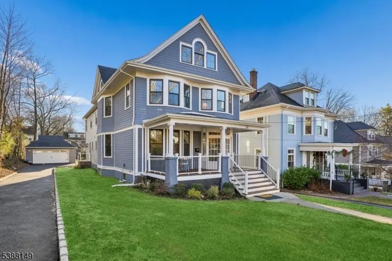 36 Oakview Ave, Maplewood Twp.