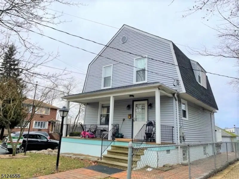 49 Blaine St, Millburn Twp.