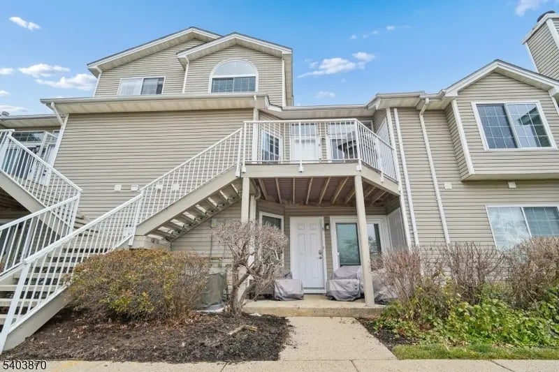 6 Ray Court, Bedminster Twp.