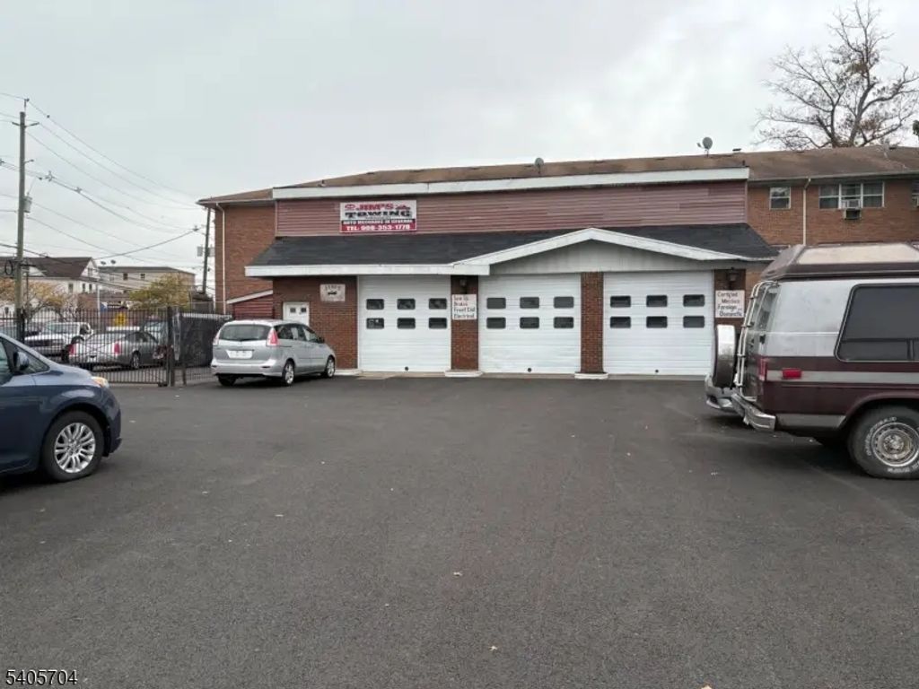 201-207 Rahway Ave, Elizabeth City