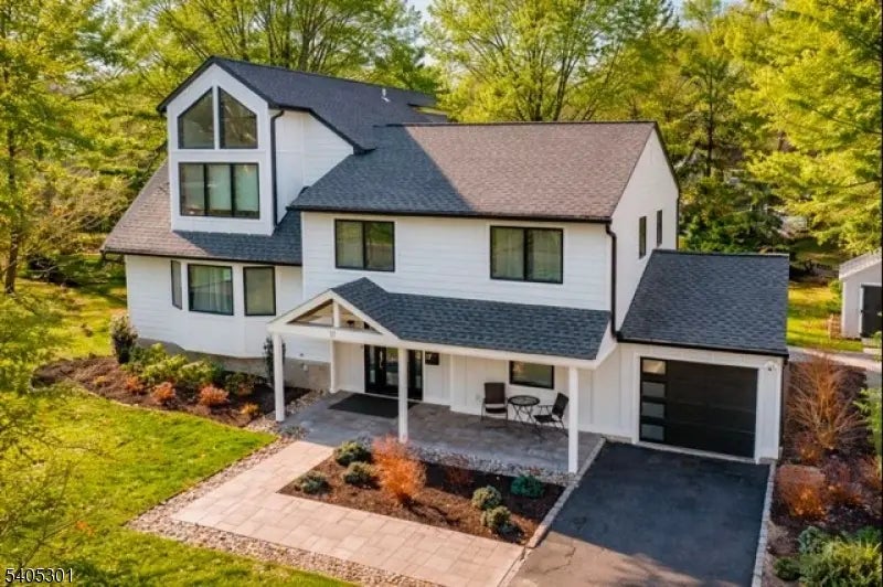 17 Badgley Dr, New Providence Boro