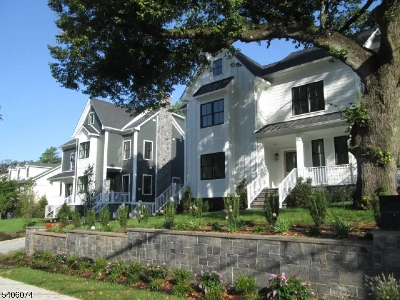 709 Springfield Ave, Summit City