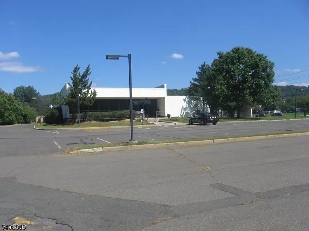 229 Adamsville Rd, Bridgewater Twp.
