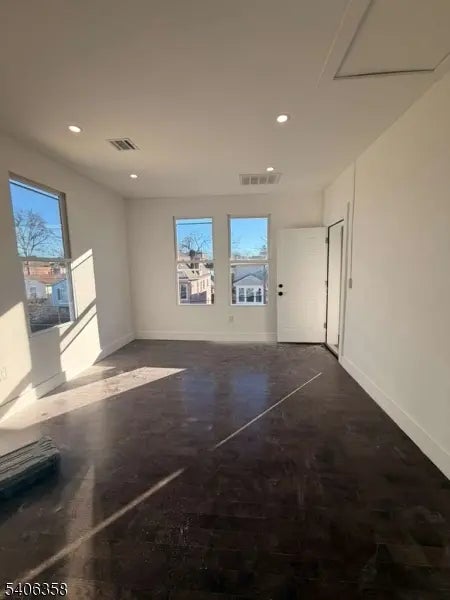 69 Brookdale Ave, Newark City