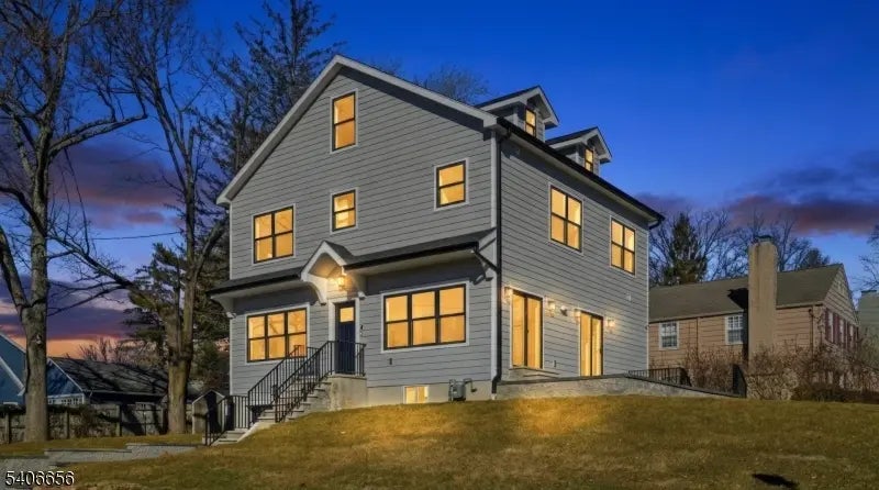 4 Hilltop Way, Essex Fells Twp.