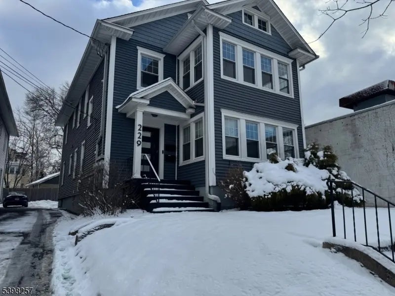 229 South Ave, Westfield Town