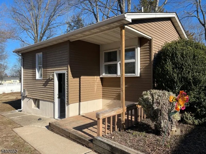 820 Rhine Blvd, Raritan Boro