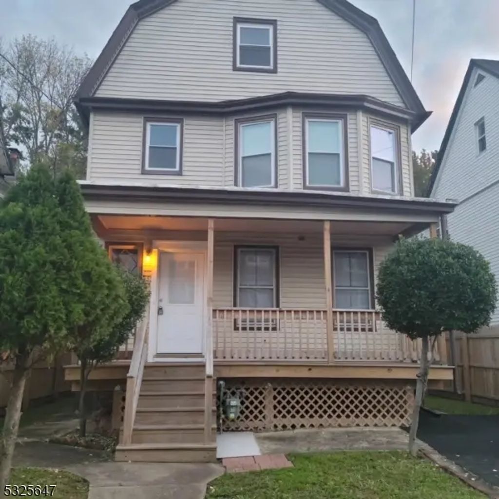 133 W 3rd Ave, Roselle Boro
