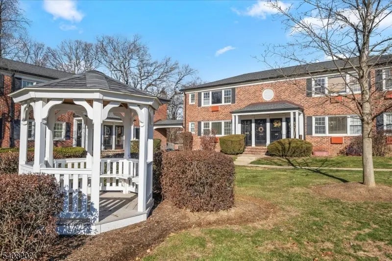 218 Pitney Pl, Morris Twp.