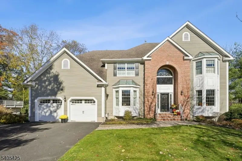 12 Beacon Crest Dr, Bernards Twp.
