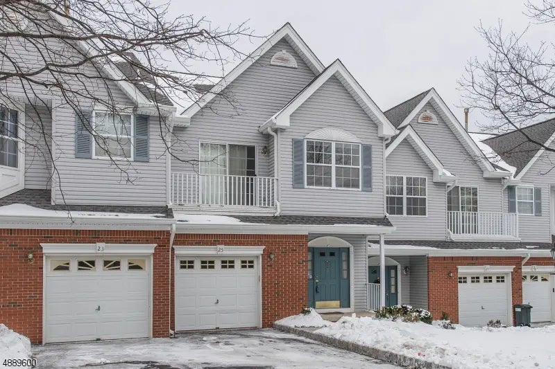 25 Buckingham Ct, Randolph Twp.