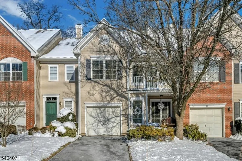 82 Constitution Way, Bernards Twp.