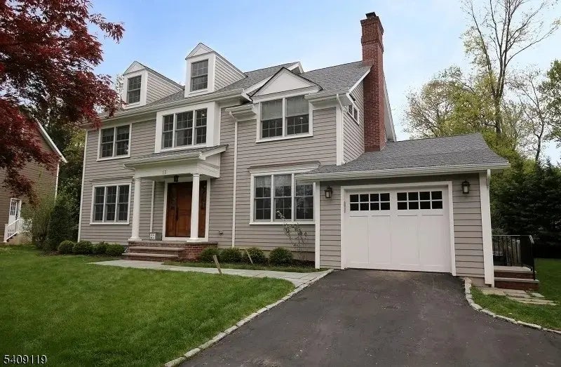 15 Canterbury Ln, Millburn Twp.