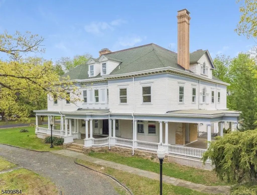 957 Central Ave, Plainfield City