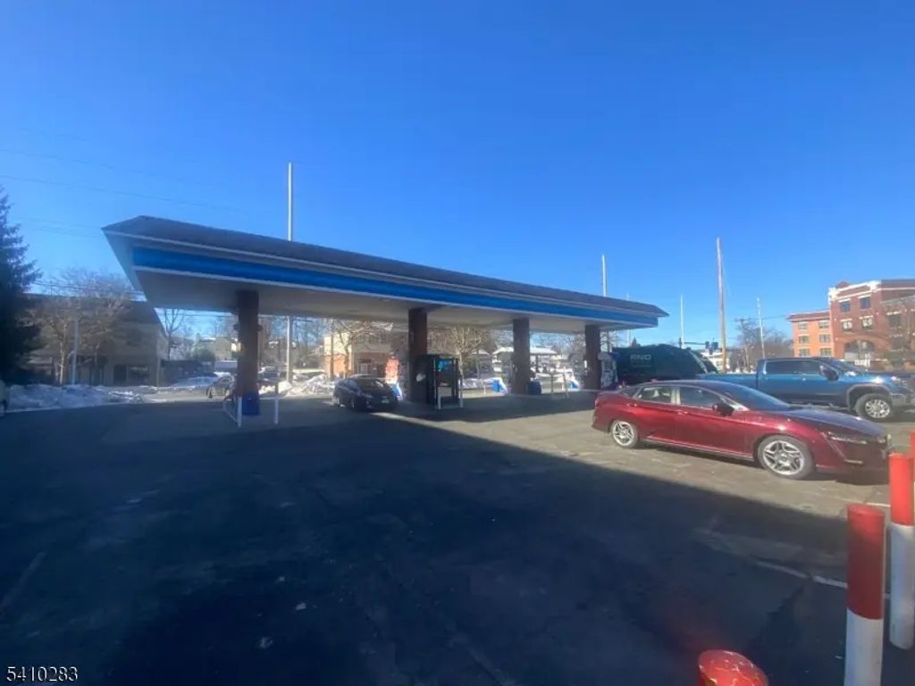 421 Central Ave, Westfield Town
